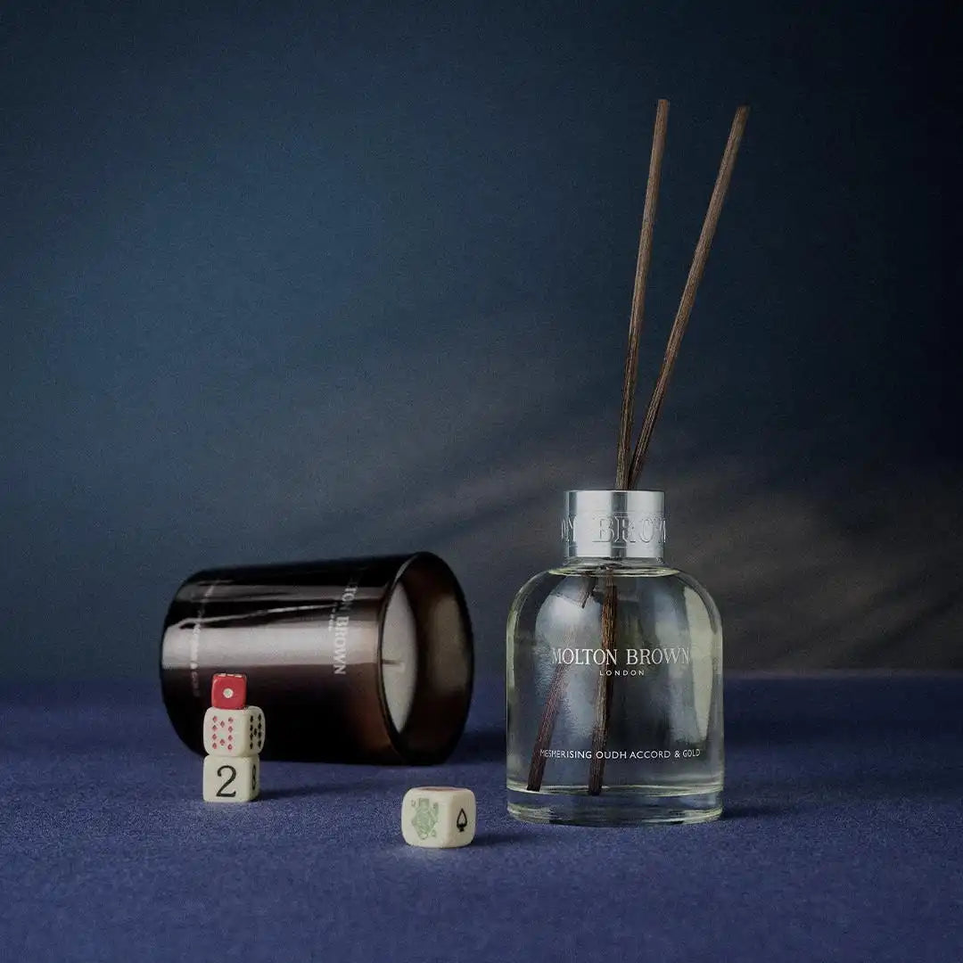 Mesmerising Oudh Accord & Gold Aroma Reeds 5fl. oz.