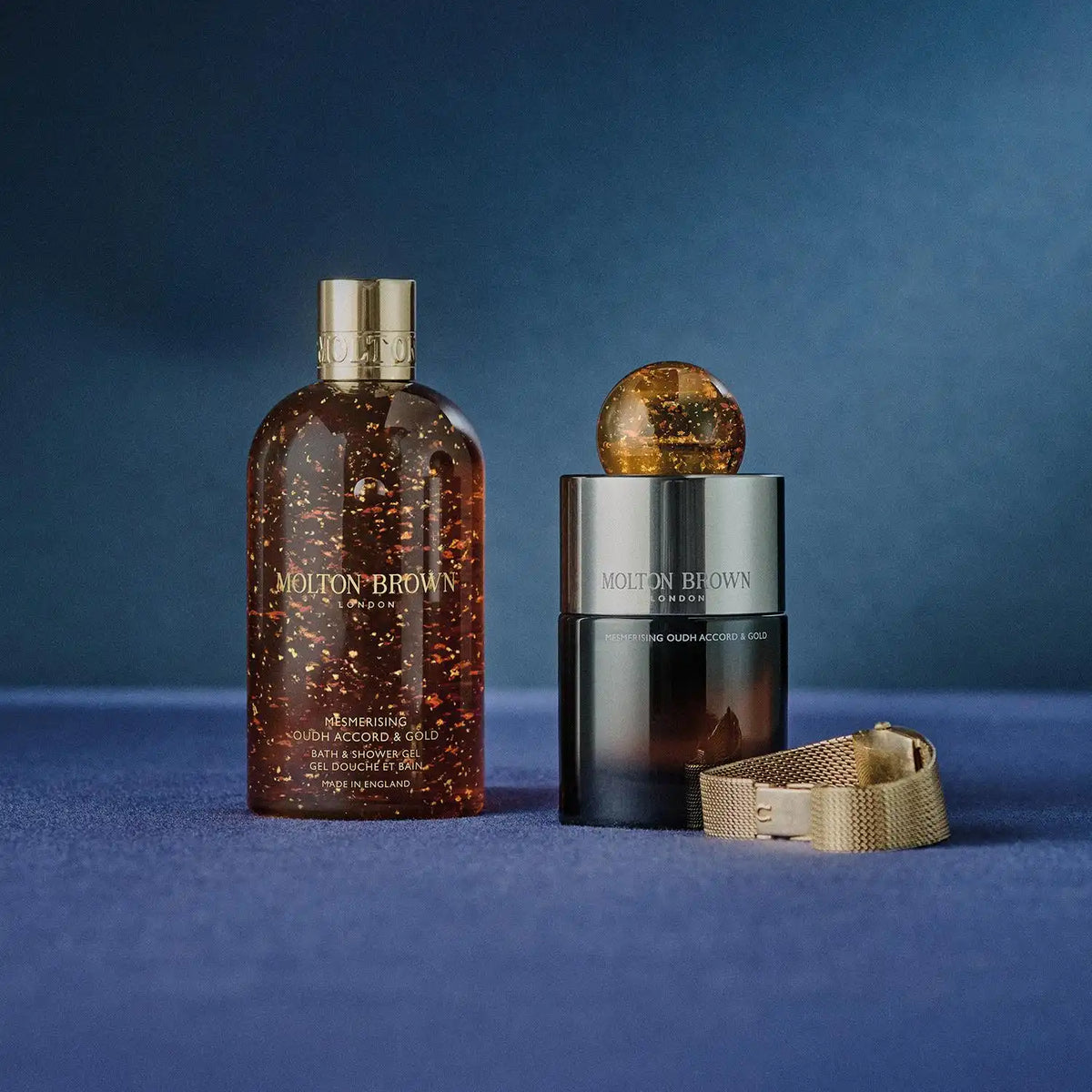 Mesmerising Oudh Accord & Gold Eau de Parfum 3.4fl. oz.